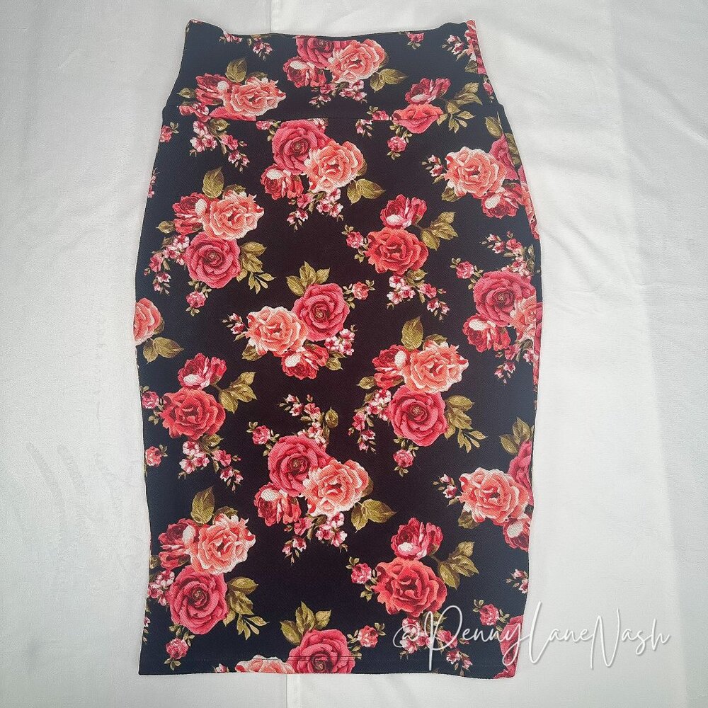 Ultra Flirt Floral Pencil Skirt Size M